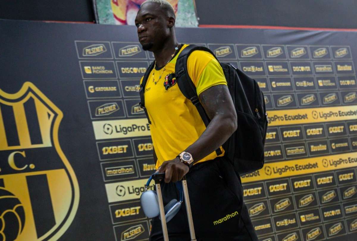 Felipe Caicedo no ha podido consolidarse en Barcelona SC