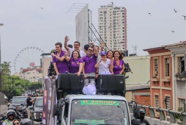 Daniel Noboa, candidato por ADN, encabeza las encuestas para Presidente de la Rep&uacute;blica. 