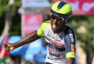 Binian Girmay se llev&oacute; la d&eacute;cima etapa del Giro de Italia