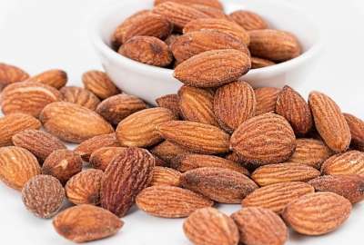 &iquest;Cu&aacute;ntas almendras se puede comer al d&iacute;a?