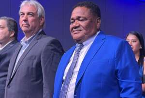 Guzm&aacute;n asumir&aacute; la presidencia de Emelec