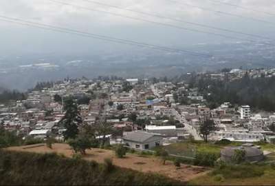 Quito: Encuentran cad&aacute;ver en recolector de basura de Z&aacute;mbiza