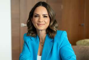 Ana María Pesantes asume como embajadora de Ecuador en Francia.