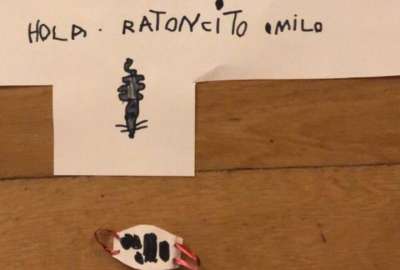 Un ni&ntilde;o le dej&oacute; una mascarilla al Rat&oacute;n P&eacute;rez