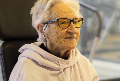 "He llegado a los 100 a&ntilde;os con una vida muy activa", afirma la mujer que inspira a miles en redes sociales. 