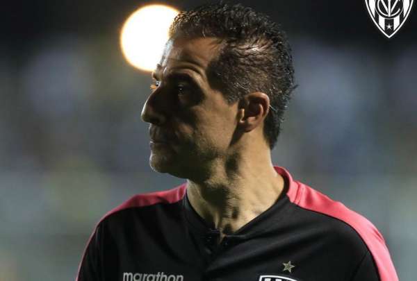 Renato Paiva critic&oacute; al nuevo t&eacute;cnico de Independiente del Valle