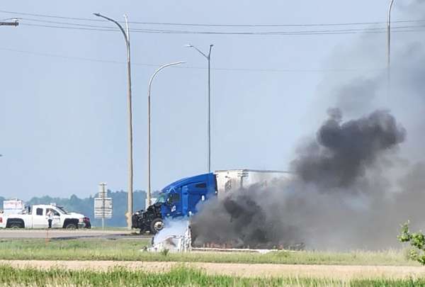Personas fallecieron en siniestro de tr&aacute;nsito en Canad&aacute;.