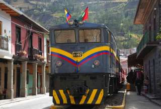 El tren de la &ldquo;Nariz del Diablo&rdquo; vuelve a Alaus&iacute;