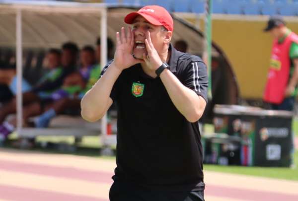 Luis Garc&iacute;a se va del Deportivo Cuenca