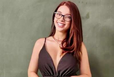 Despiden a maestra por bailar frente a sus alumnos