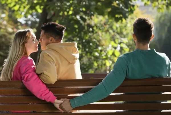 Revise los hechos y celebraciones del 13  de febrero y las celebraciones de este d&iacute;a. 