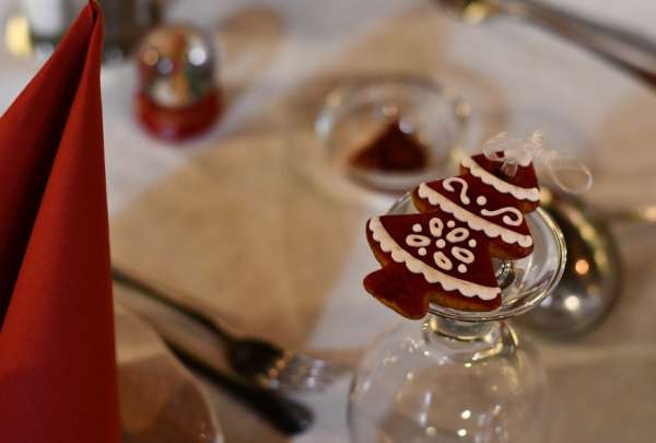 Cena corporativa de Navidad o un bono econ&oacute;mico &iquest;Qu&eacute; prefiere la generaci&oacute;n Z?