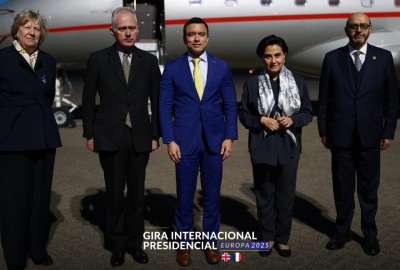 Como parte de su gira internacional, presidente Noboa viaj&oacute; a Reino Unido.