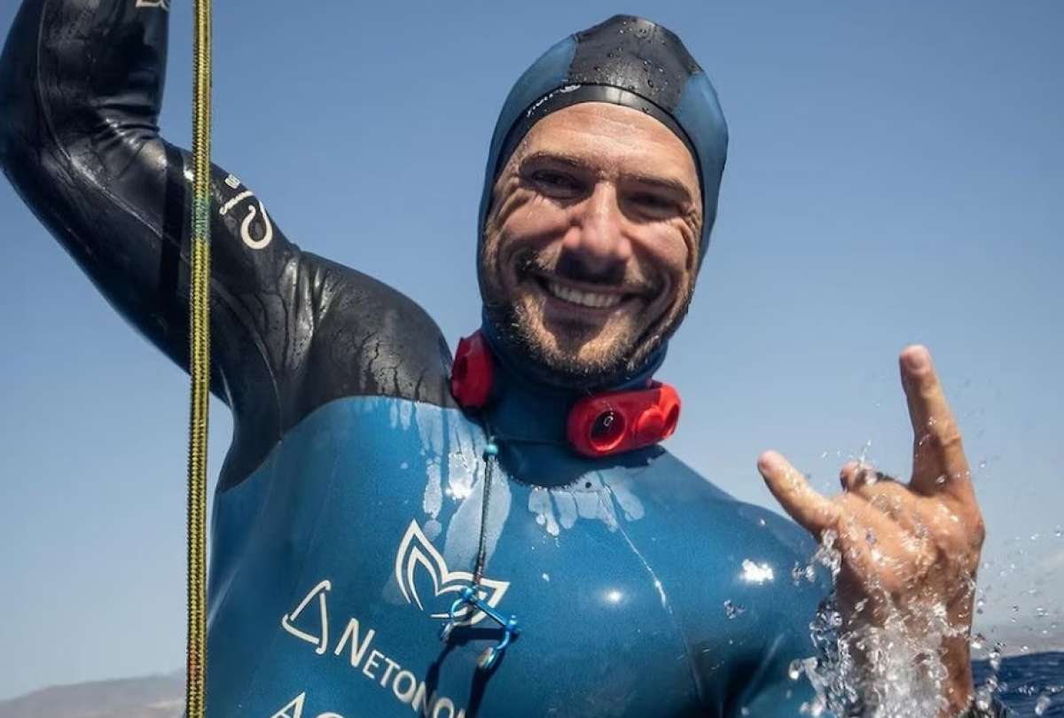 Casi media hora sin respirar: el croata que rompió el récord mundial de apnea estática