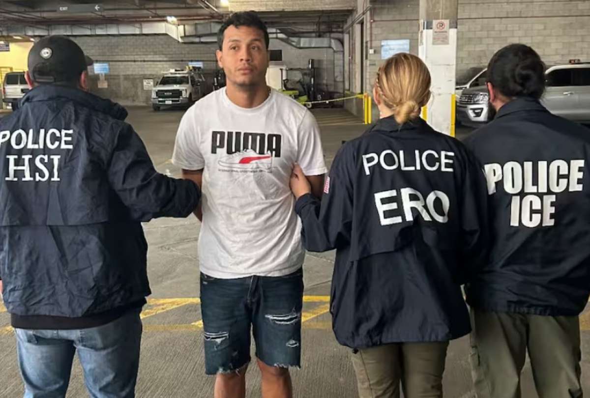 Yonaiker Gallegos fue atrapado gracias a publicaciones de redes sociales en las que presumía de armas de asalto y granadas. 