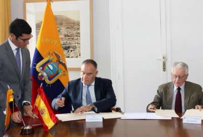 La comunicaci&oacute;n del nuevo proyecto acad&eacute;mico de tercer nivel, se canalizar&aacute; a trav&eacute;s del Consulado General de la Rep&uacute;blica del Ecuador en Barcelona.