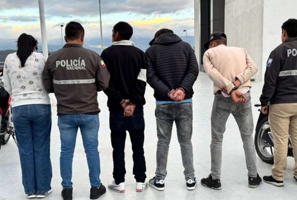 La Polic&iacute;a Nacional intervino en cinco sectores del centro y centro-sur de Quito. Hay 17 ciudadanos presuntamente relacionados con varios delitos.&nbsp;