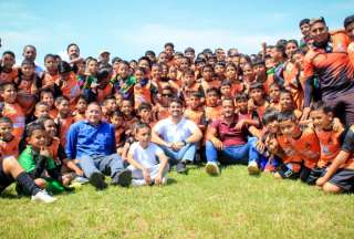 Ministro Jos&eacute; Jim&eacute;nez visit&oacute; Quevedo y Urdaneta para impulsar el deporte y la integraci&oacute;n social