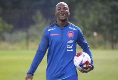 Mois&eacute;s Caicedo la pas&oacute; mal al inicio de su aventura en Inglaterra