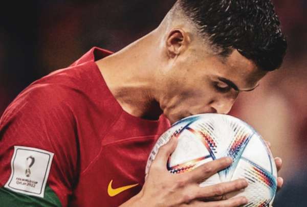 Con su gol, Cristiano Ronaldo se convirti&oacute; en el &uacute;nico jugador en marcar en cinco mundiales consecutivos. 