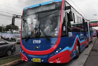 Nuevos trolebuses enfrentan a Municipio con concejales y trabajadores