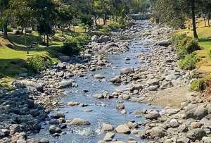 En una rueda de prensa, autoridades de Cuenca hablaron sobre el estado de sequ&iacute;a que atraviesa la ciudad. Se alert&oacute; sobre cortes de agua.&nbsp;
