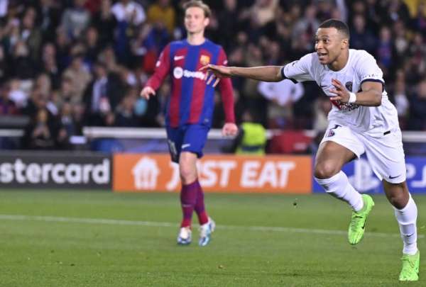 Mbapp&eacute; anot&oacute; el tercer gol del PSG