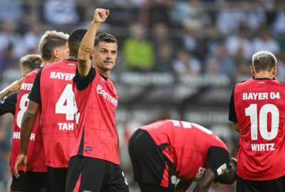 Leverkusen gan&oacute; en el inicio de la Bundesliga