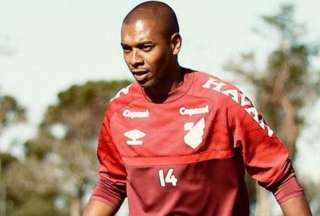 Fernandinho: "har&aacute; calor y a&uacute;n no sabemos el estado de la cancha"