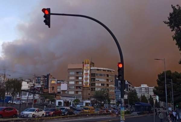 &iexcl;ATENCI&Oacute;N! Conoce las v&iacute;as cerradas debido a los incendios forestales en Quito 