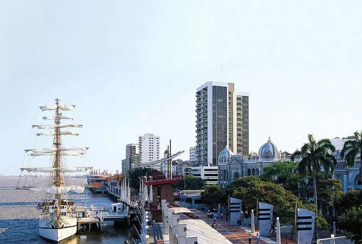 En el marco de las fiestas de los 490 años de Fundación de Guayaquil, la ciudad se llena de vida en sus puntos turísticos más icónicos y visitados por los turistas.