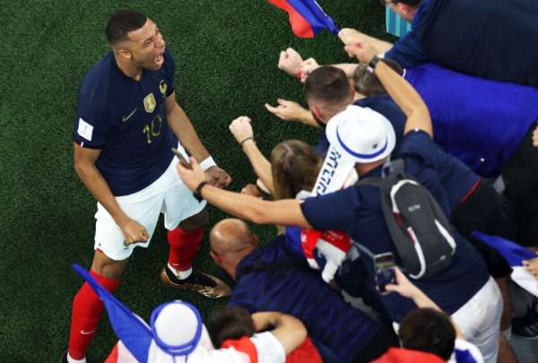 Kylian Mbapp&eacute; igual&oacute; a &Eacute;nner Valencia como goleador del Mundial