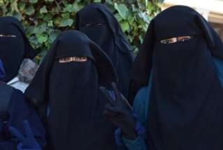 Suiza multar&aacute; a quien use burka u oculte el rostro