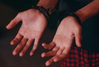 Tres mujeres fueron detenidas por presunto delito de tr&aacute;fico ilegal de migrantes