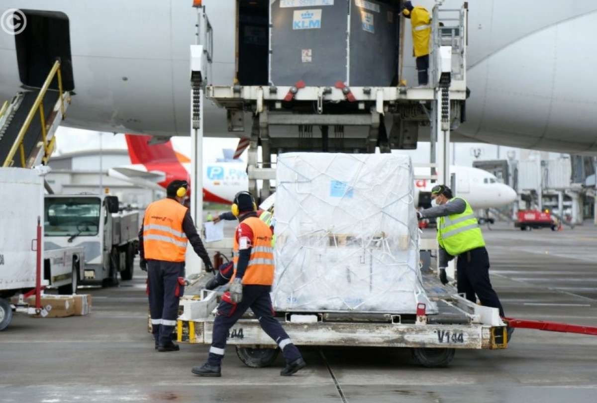 ARCSA asegura que las vacunas suministradas en Ecuador sí están autorizadas
