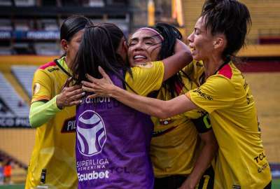 Barcelona clasific&oacute; a la final tras superar a &Ntilde;a&ntilde;as
