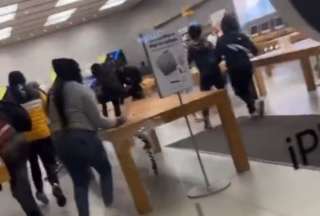 Filadelfia: Saqueos a tiendas y enfrentamientos con la Polic&iacute;a