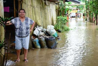 Familias resultaron afectadas por fuertes lluvias en Chone.