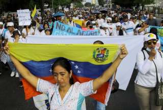 Por tercera semana, funcionarios de Venezuela se manifiestan por salarios dignos