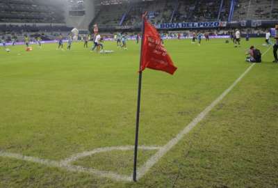 Emelec jugar&aacute; solo con hinchada local ante Liga de Quito