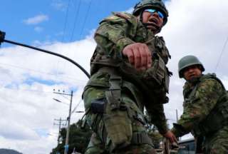 Gobierno decreta estado de excepci&oacute;n en seis provincias e incluye a Quito