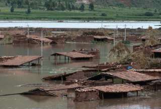 Videos: Per&uacute; sufre inundaciones y deslaves por el paso del cicl&oacute;n Yaku&nbsp;