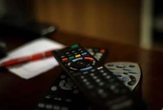 &iquest;Cu&aacute;l es la sanci&oacute;n por piratear se&ntilde;al de televisi&oacute;n en Ecuador?
