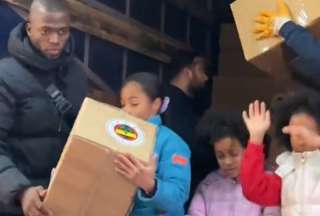 Enner Valencia colabor&oacute; en actos solidarios en Turqu&iacute;a