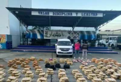 Polic&iacute;a decomisa media tonelada de droga y detiene a una persona