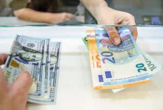 El d&oacute;lar consolida su cambio por encima del euro