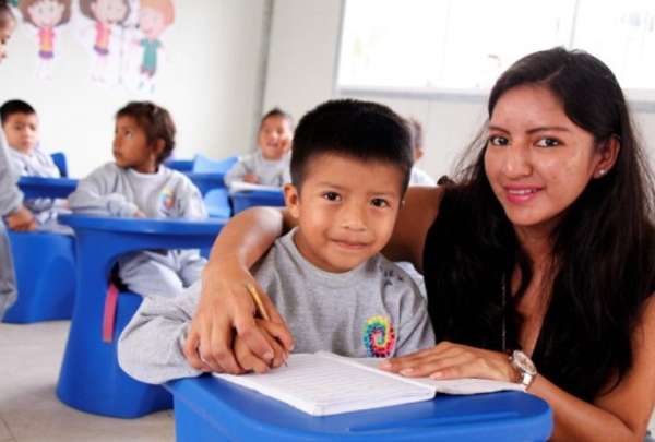 El Ministerio de Educaci&oacute;n, Deportes y Cultura anunci&oacute; la incorporaci&oacute;n de 2.805 nuevos profesionales, con una inversi&oacute;n de USD 12 millones.