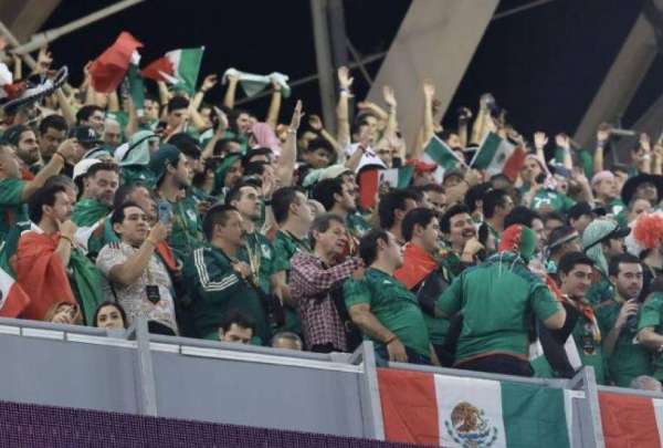 FIFA abri&oacute; un expediente disciplinario a M&eacute;xico, tambi&eacute;n por c&aacute;nticos de sus hinchas