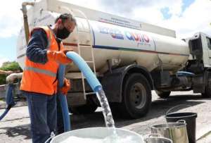 Sindicatos salvadoreños denuncian estrategia de derecha para privatizar agua