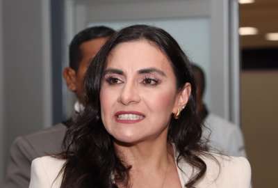 Seg&uacute;n constitucionalista, Ver&oacute;nica Abad incurrir&iacute;a en un abandono del cargo sino se traslada a Turqu&iacute;a.